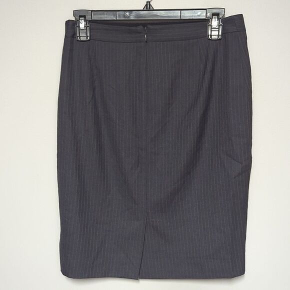 J Crew Gray Pin Striped Pencil Skirt - Picture 3 of 5